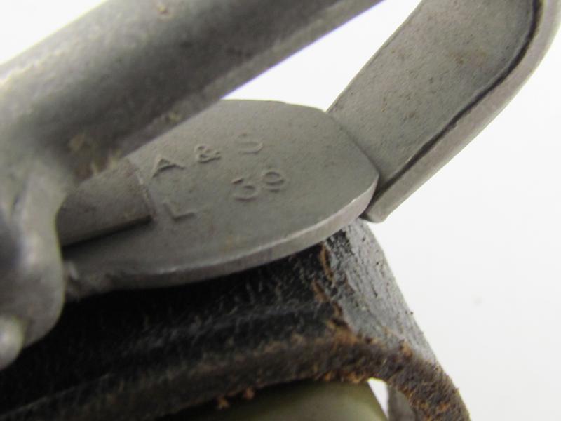 Late War German M31 Canteen and Cup HRE 43