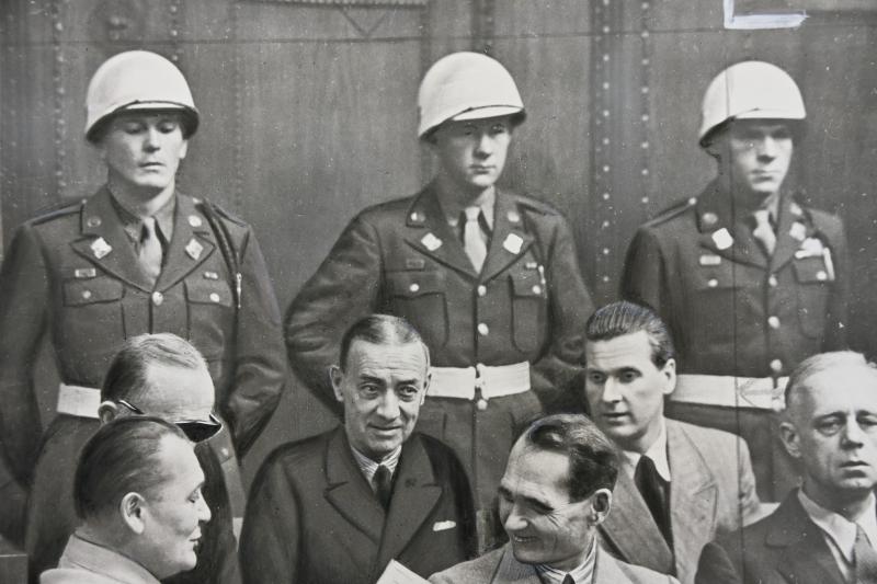 Allied Nuremberg War Trail Press Photo 'Göring & Hess'