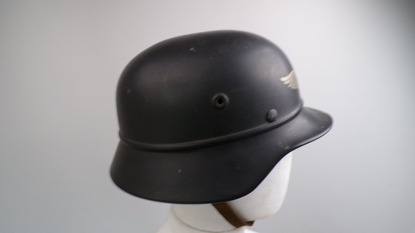 Quist beaded M40  Luftschutz helmet