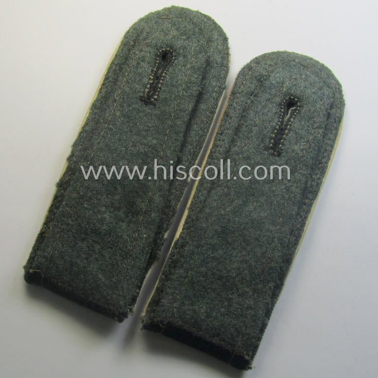 Superb - and fully matching! - pair of WH (Heeres), early- (ie. pre-) war-period- (ie. 'M36 o.40'-pattern) 'cyphered' NCO-type shoulderstraps as was intended for - and clealry worn by! - a: 'Feldwebel des Wachbatallions Berlin'