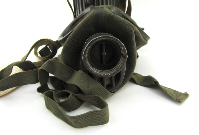 Reichswehr /Wehrmacht Early Short Gasmask Cannister ( complete )