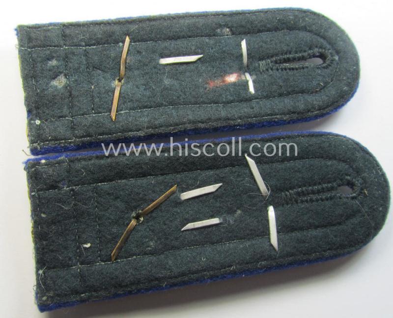 Superb - and scarcely seen! - pair of WH (Heeres) neatly 'cyphered', so-called: 'M36 o. M40'-NCO-type shoulderstraps as was intended for usage by an: 'Oberfeldwebel einer Sanitäts-Abteilung und Mitglied einer Ärtzlichen Akademie des Heeres'