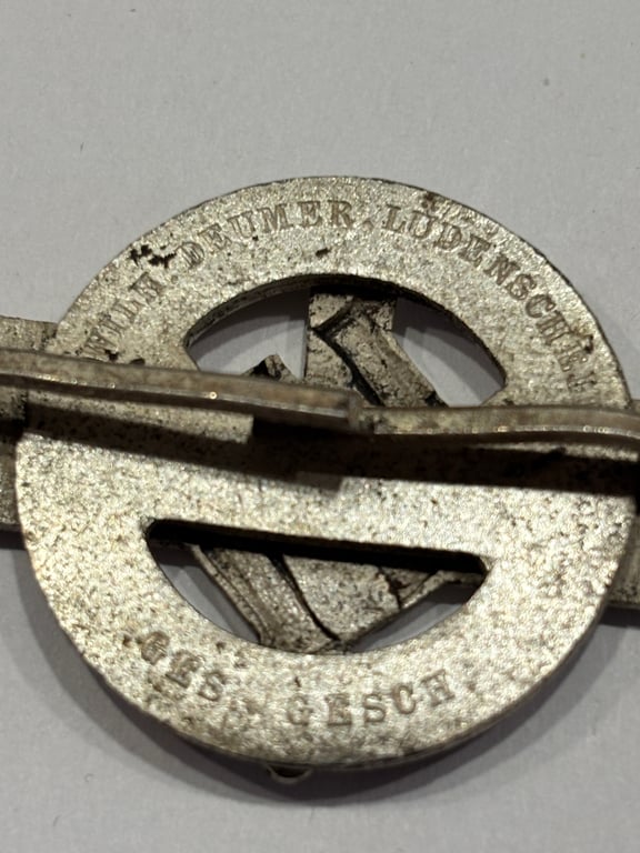 DLV Visor Cap Device "Wilhelm Deumer"