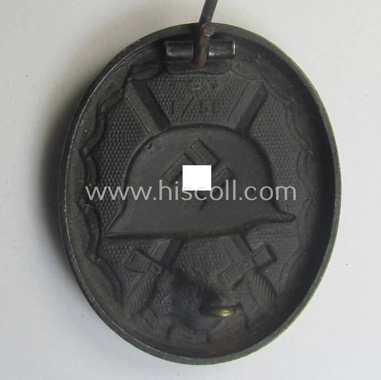 'Verwundeten-Abzeichen in Schwarz' being a maker- (ie. 'L/56'-) marked example by the company: 'Funcke & Brüninghaus' and that came stored in its typical 'LDO'-type etui (ie. two-pieced-box)