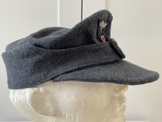 GERMAN WWII LUFTWAFFE M43 CAP DATED 1944.