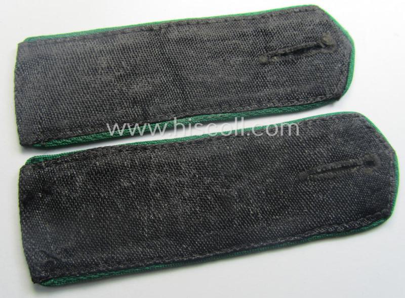 Fully matching, typical bright-green-piped- and/or neatly 'cyphered' pair of so-called: 'HJ-Landjahr'-shoulderstraps as was intended for usage by a: 'HJ-Junge' serving within the greater 'Landjahr'-movement