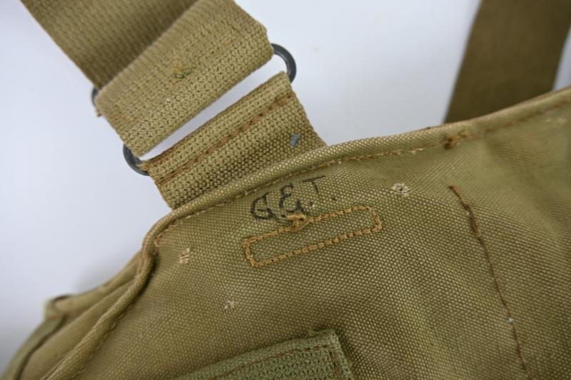US WW2 MIVA 1 Army Service Gasmask in Carrying Pouch