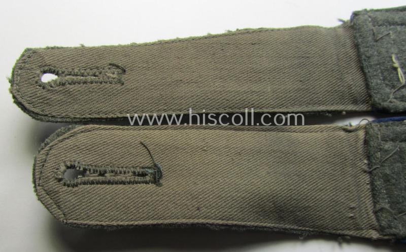 Superb - fully matching and scarcely found! - pair of WH (Heeres) - I deem - mid-war-period- (ie. 'M41- o. M43'-) pattern NCO-type ('cyphered') shoulderstraps as was intended for usage by a: 'Feldwebel eines Sanitäts-Abteilungs'