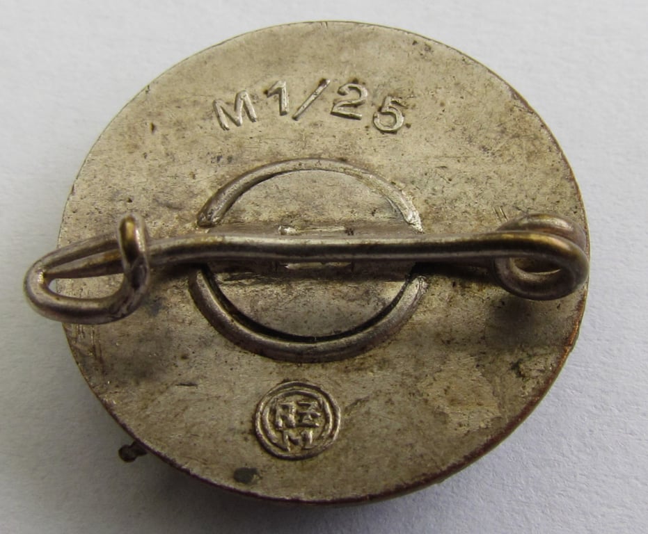 Hitler Youth ( HJ ) Shooting Badge 'RZM M1/25