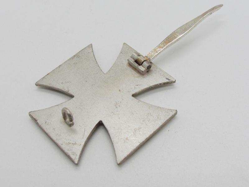 Iron cross 1st class ( EK1 ) "15" ( Friedrich Orth )