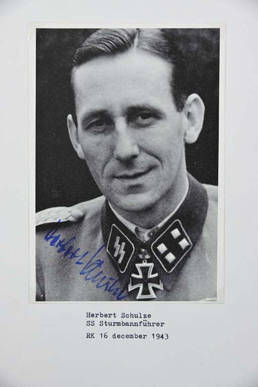 Signature of Waffen-SS Knight's Cross Recipient 'Herbert Schulze'