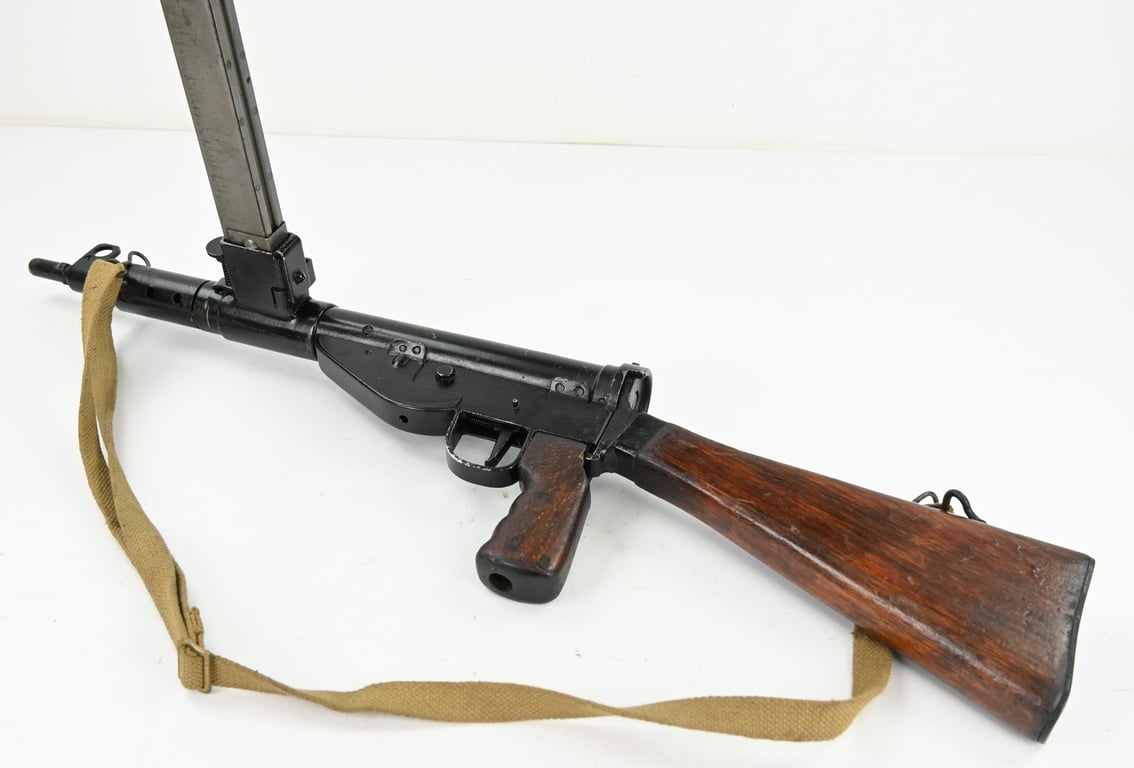 British WW2 MK5 Paratrooper Stengun