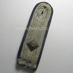 Single, Waffen-SS officers'-pattern shoulderboard as piped in the...