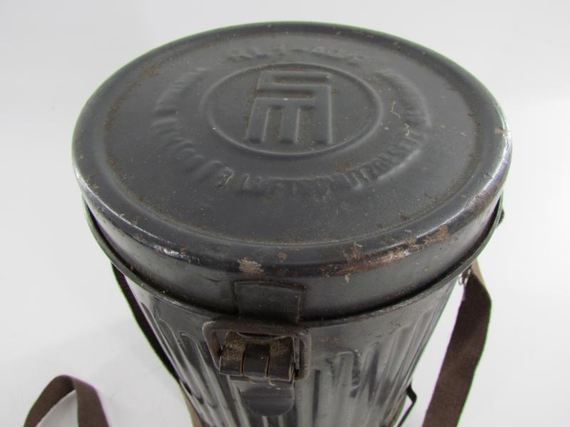 German Civilian Gasmask ( Volksgasmaske ) in Canister