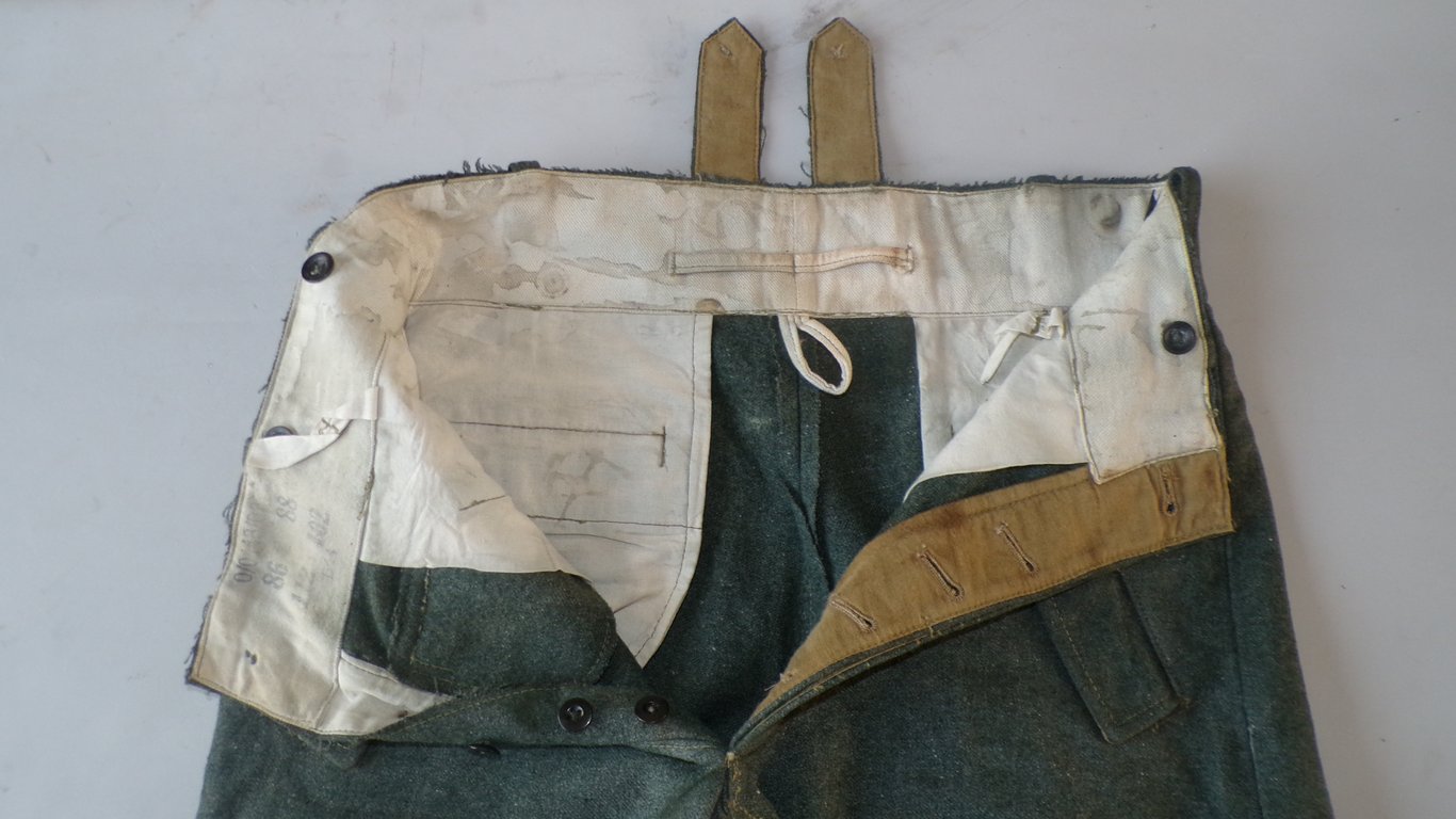 Late war M44 trousers