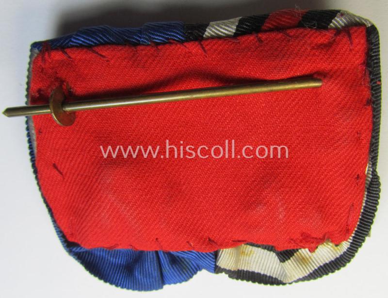 Two-pieced medal-bar (ie. 'Doppelspange') respectively depicting a WWI-period: 'Frontkämpferkreuz 1914-18' (ie.: 'Kriegsteilnehmerkreuz mit Schwertern') and a: 'Treuedienst Ehrenzeichen 2. Klasse'