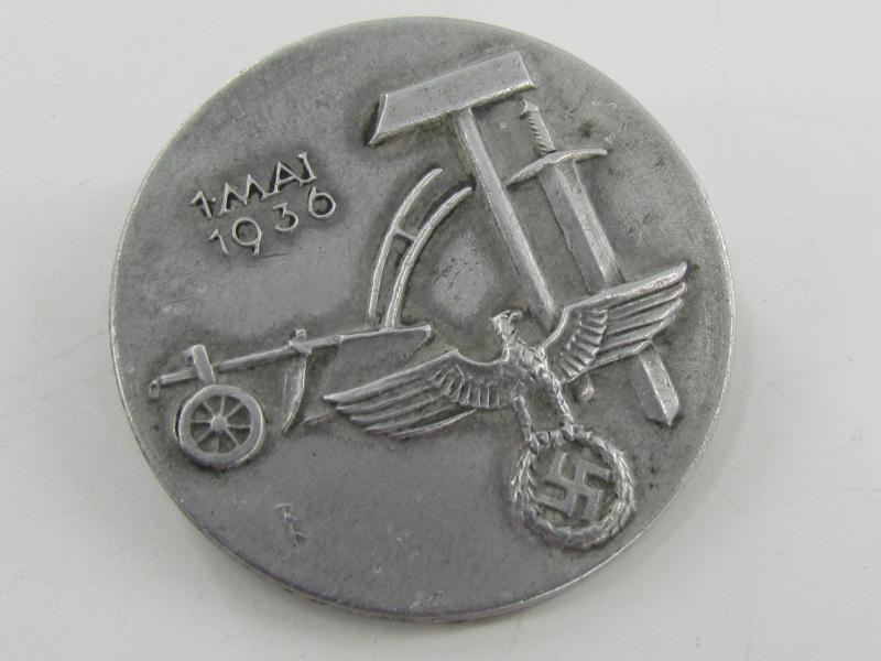 1 Mai commemorative badge. International worker's day Badge 1936