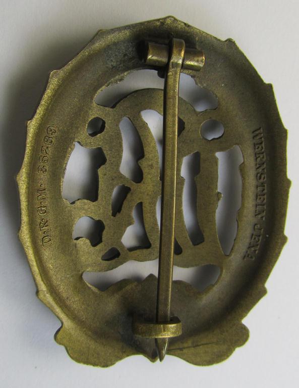 Attractive - and I deem just moderately worn- ie. used! - 'Reichssportabzeichen DRL in Bronze' (or: DRL sports'-badge in bronze) being an example that is nicely maker- (ie. 'Wernstein-) marked on its back