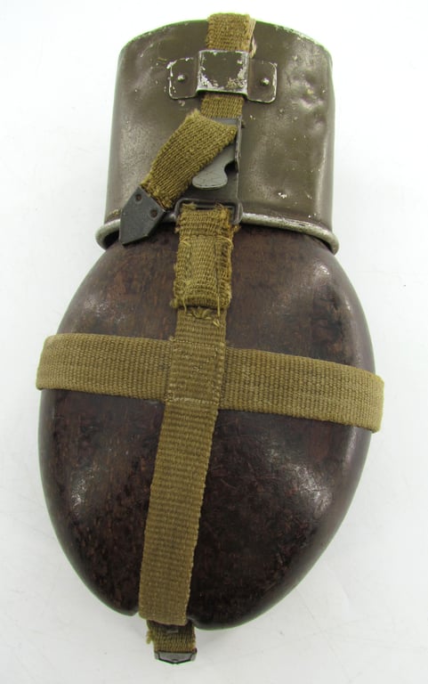 Wehrmacht 'Coconut' M31 Canteen and Cup 'H.R.E.41'