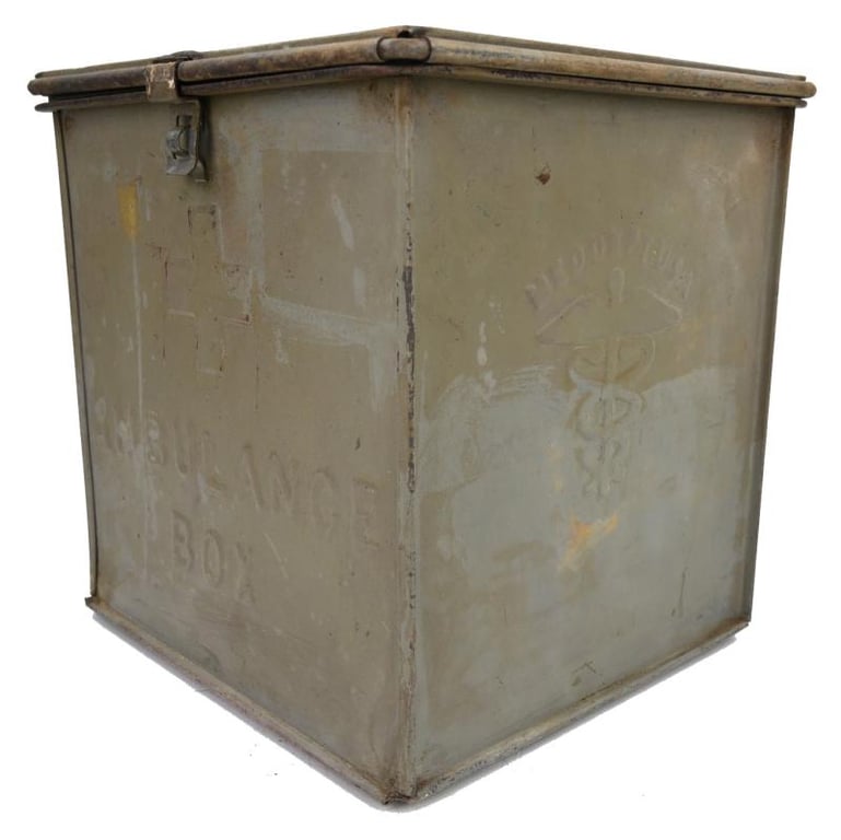 US WW1 Military Medical Deptartment Steel Ambulance Box