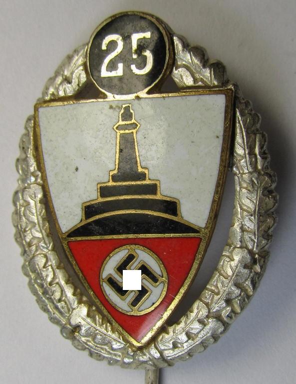 Honorary-membership lapel-pin (aka: 'Silberne Ehrennadel für 25 Jahre Mitgliedschaft im Deutscher Reichskriegerbund Kyffhäuser' (ie. 'D.R.K.B.') being a non-maker-marked example that bears a: 'Ges.Gesch.'-designation on its back