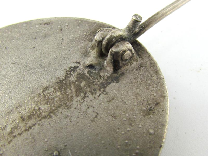 Woundbadge in Silver (VWA Silver) – maker “65”