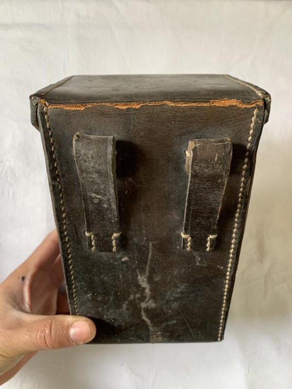 WH (HEER) Rotary Desk/Field Telephone in Leather Pouch -1941-