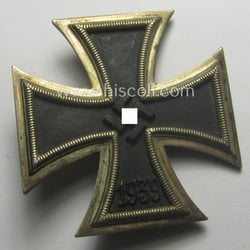 'Eisernes Kreuz 1. Klasse' being a clearly maker-...