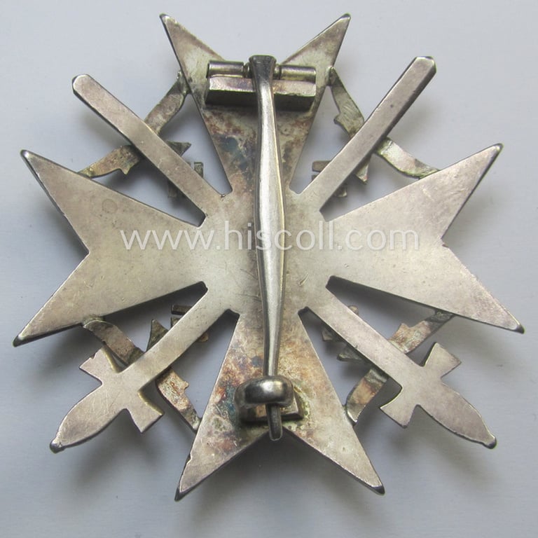 Stunning - just moderately worn but nevertheless rarely encountered! - 'Spanienkreuz mit Schwerten in Silber' being a clearly maker- (ie. '900'-) marked example that was produced by a to date unidentified maker (ie. 'Hersteller') (presumably 'Godet')