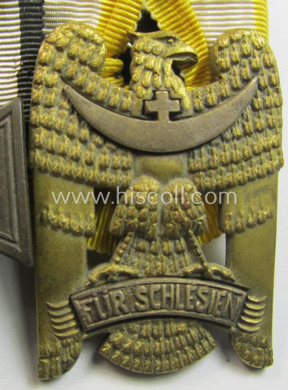 Attractive - and unusually found! - WWI-period so-called: 'Ordenspange' (being of the non-'detachable-pattern') showing resp. an: 'EK II. Kl.'., a: 'FKK 1914-18 mit Schw.' and a: 'Schlesisches Bewährungs-Abzeichen der 2. Stufe o. Schwertern...