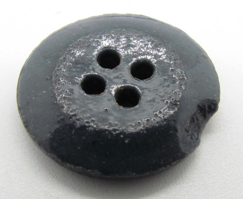 2x Luftwaffe Glass Buttons