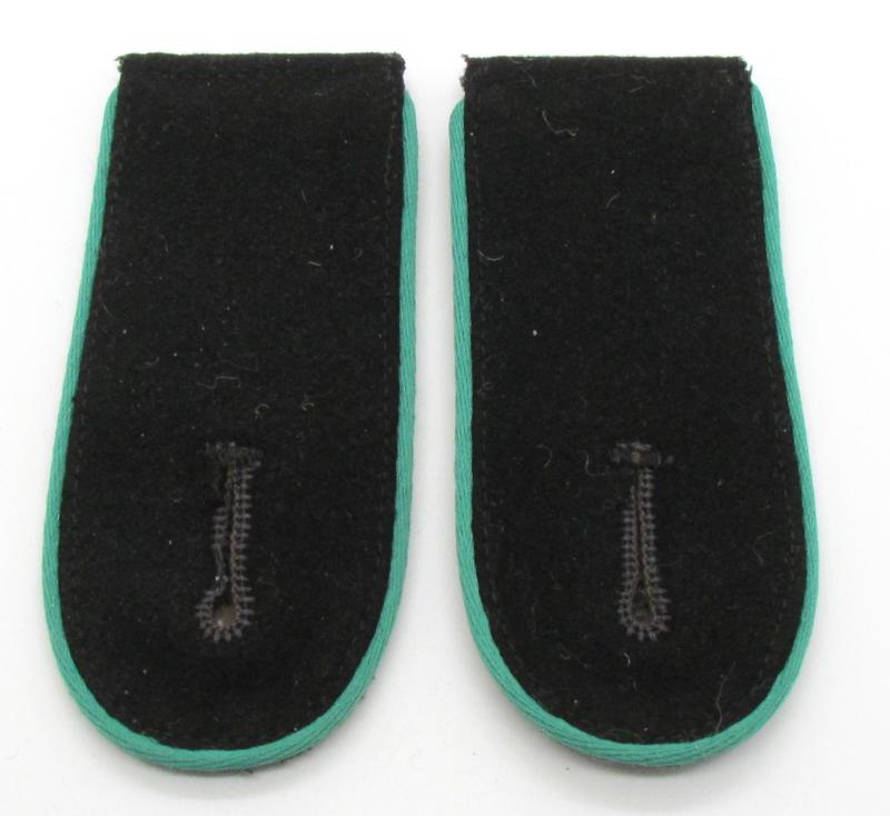 Waffen-SS mountain trooper ‘Gebirgsjäger’ EM/NCO Shoulder Boards