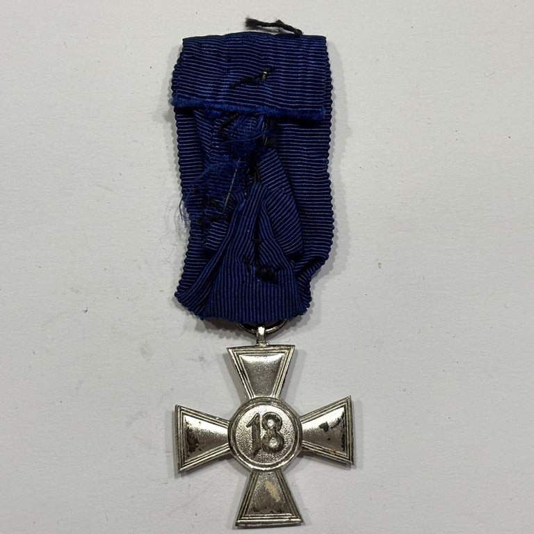 WH Long Service Cross "18 years"
