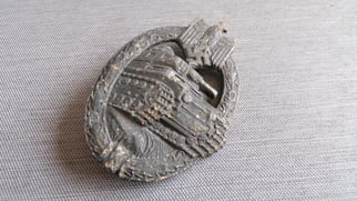 Panzerkampfabzeichen (Panzer Assault Badge)