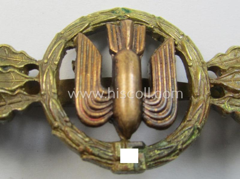 Attractive - albeit clearly worn! - tombak- (ie. 'Buntmetall'-) based- and/or non-maker-marked example of a WH (Luftwaffe) 'Frontflugspange für Kampfflieger in Bronze' as was produced by a (by me) unidentified maker