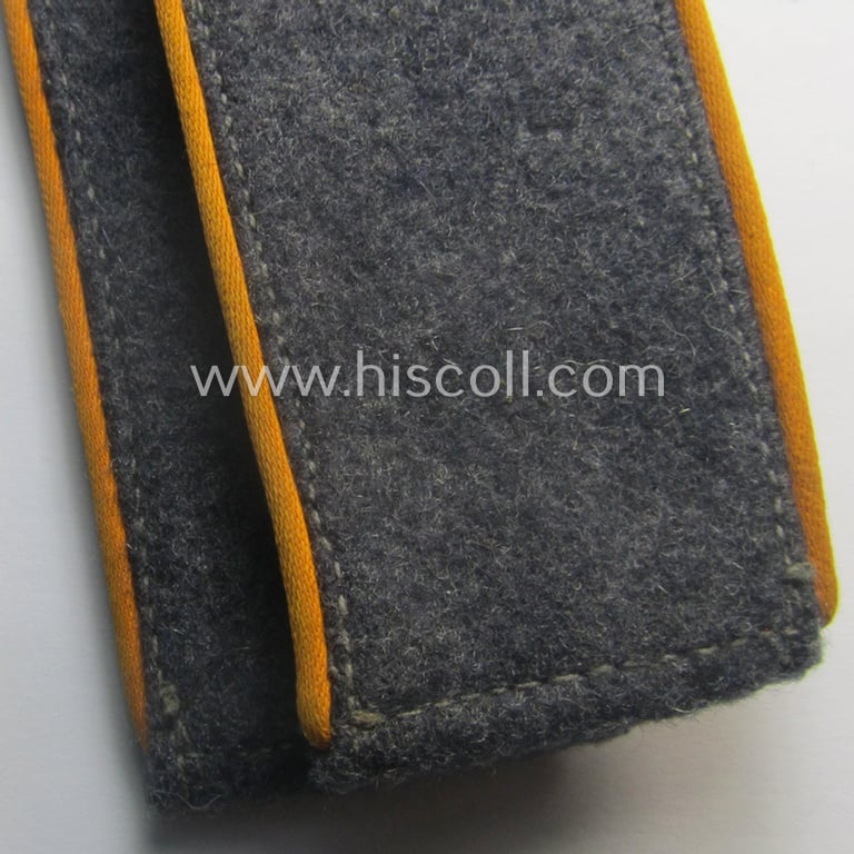 Attractive - and fully matching! - pair of mid- (ie. later-) war-period, WH (Luftwaffe) EM-type shoulderstraps as was intended for usage by a: 'Soldat der Flieger o. Fallschirm-Trpn.'