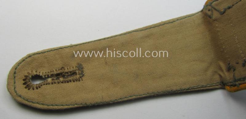 Single, WH (Luftwaffe) tropical-issued, NCO-type-shoulderstrap: 'Uffz. der Flieger- o. Fj.-Truppen'