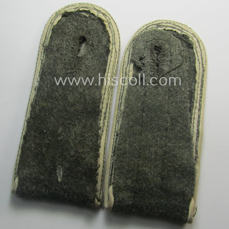 Pair of typical later-war-period- (ie. 'M44'-pattern) WH (Heeres) NCO-type shoulderstraps as intended for usage by an: 'Oberfeldwebel eines Infanterie-Rgts.'
