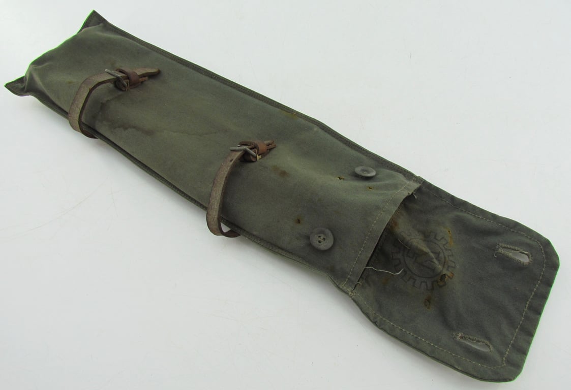 Shelter Quarter Equipment (Zeltbahn Ausrüstung) Pouch with "Teno" Stamp