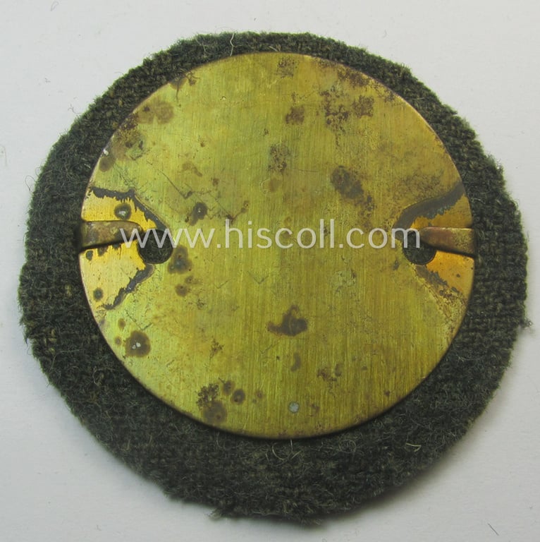 WH (Heeres o. Waffen-SS) so-called: 'Kraftfahrbewährungs-Abzeichen in Bronze' (or: bronze-class drivers'-proficiency-badge) that comes in a clearly issued- and/or moderately worn-, condition