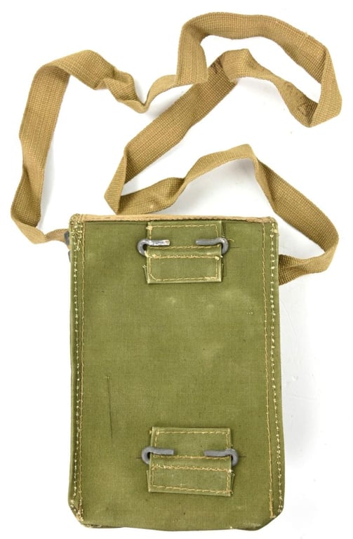 British WW2 Leight Weight Gasmask Pouch