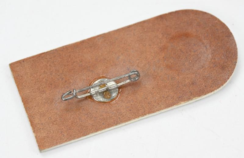 German WHW Tinnie Shoulderboard