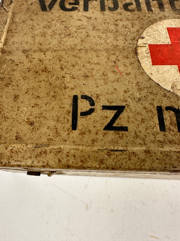 WW2 German 'Verbandkasten' First Aid Box In Tan