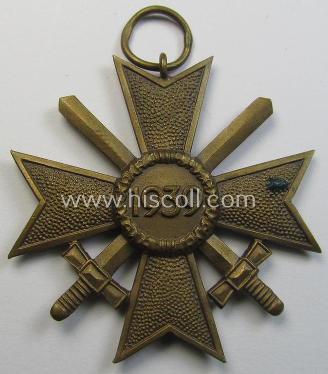 Neat medal-set: 'KvK 2. Klasse mit Schwertern' being a maker- (ie. '83'-) marked (and just minimally used) specimen by the maker- (ie. 'Hersteller') named: 'Emil Peukert' and that comes as issued and found