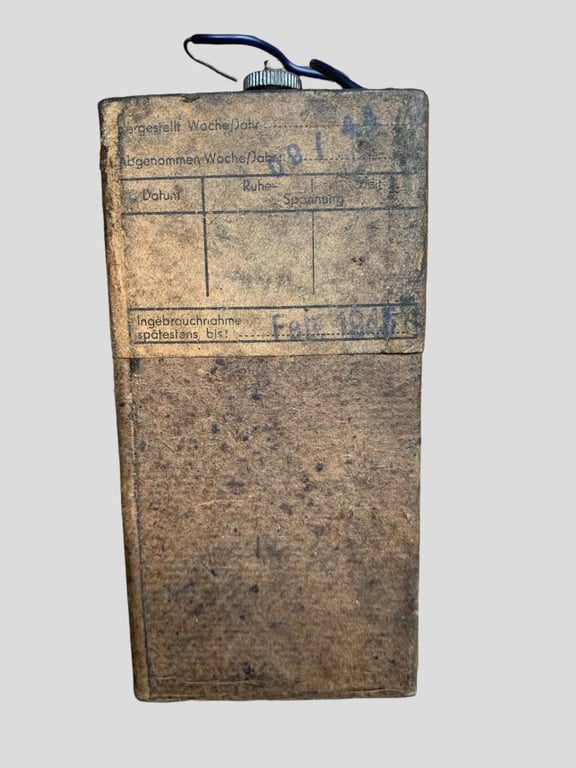 WH (Heer) FF33 Field Telephone Battery -1944-