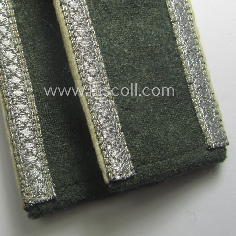 Pair of WH (Heeres) NCO-type (ie. 'M41- o. M43'-pattern) shoulderstraps: 'Uffz. eines Infanterie-Rgts.'