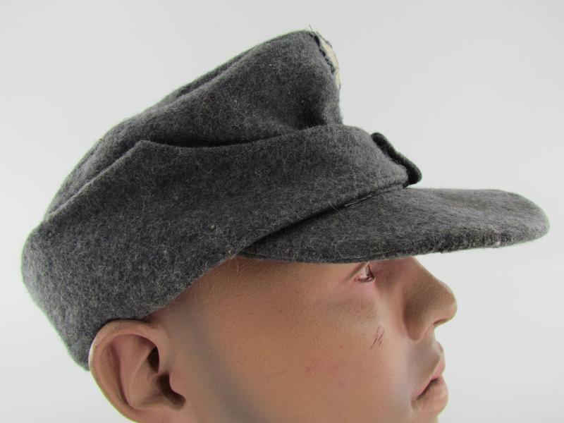 Luftwaffe M43 field cap ‘Einheitsfeldmütze’ with RBNr. 1944