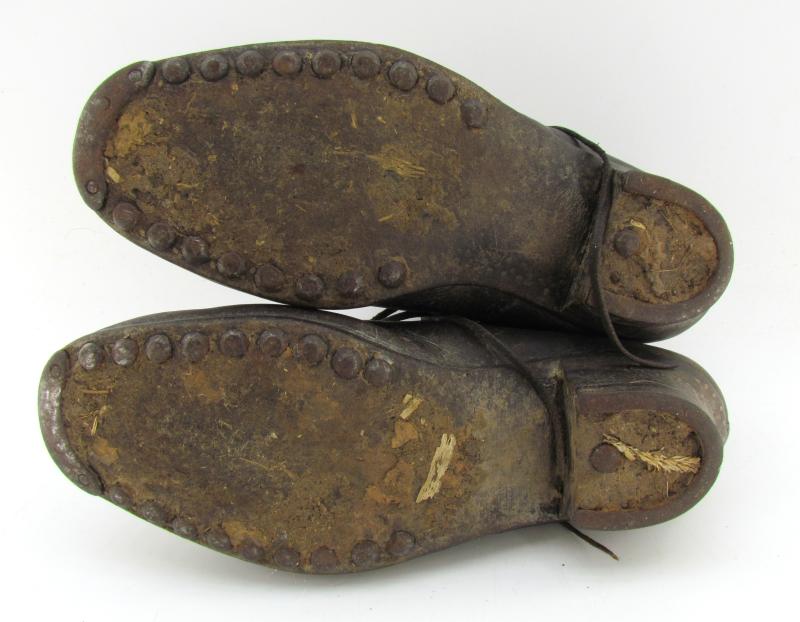 DRK 'Helferin' Uniform Complete with Shoes