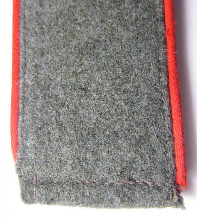 Single, mid-war-period WH (Heeres) so-called: 'M43'-pattern, EM-type shoulderstrap as was intended for - and with certainty worn by! - a: 'Soldat eines (Sturm)Artillerie-Regiments'