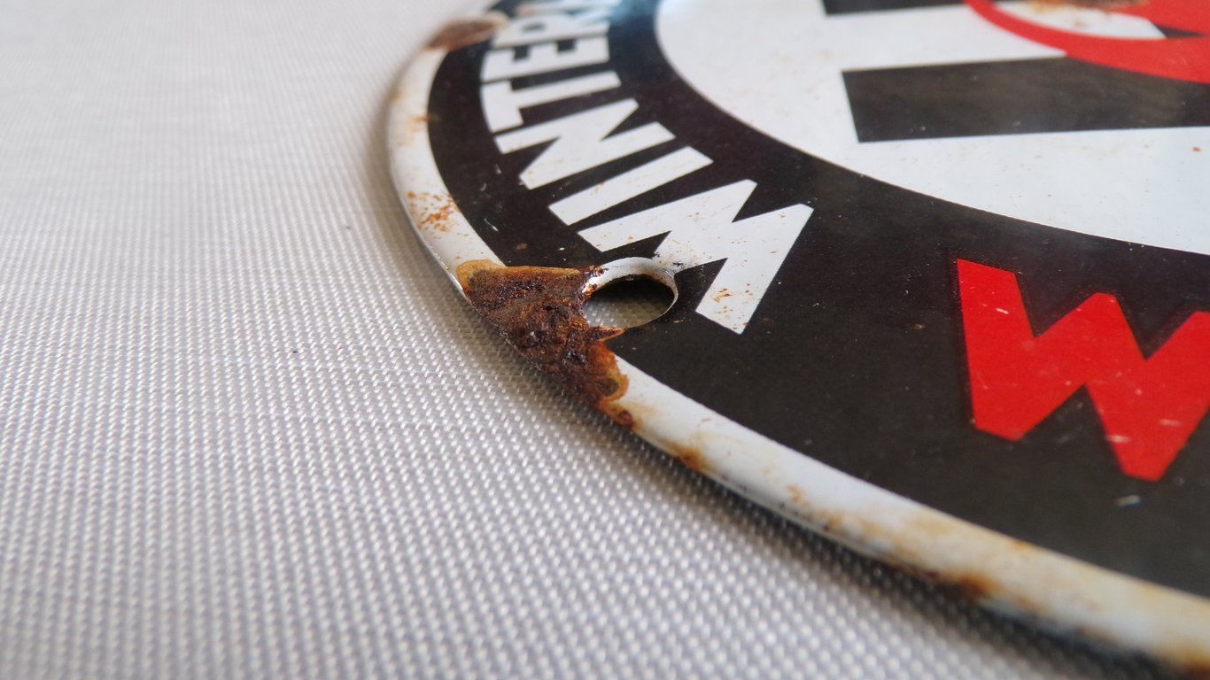 Winterhilfswerk 1933/34 enamel plaque